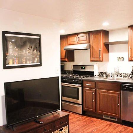 1 Bed Apt - Amazing Location 1 Block To Carson St Pittsburgh Eksteriør billede